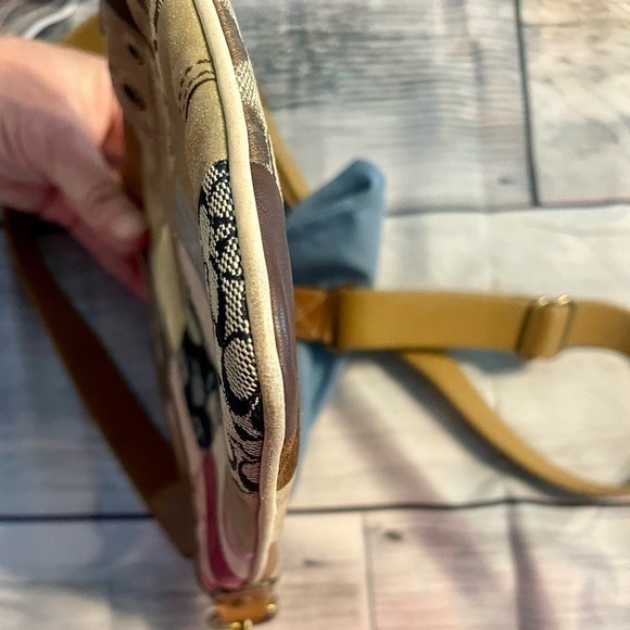 Coach Ltd Patchwork Canvas Leather Suede Crossbody Bag in GooD Condition - Picture 2 of 12